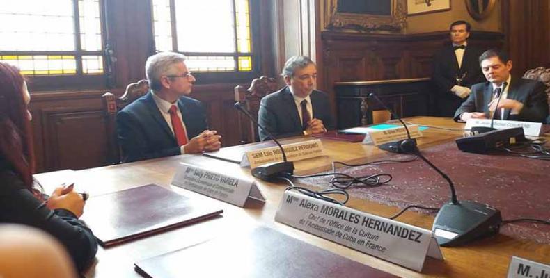 Cuban Ambassador  in France, Elio Rodríguez, and the Rector of the Academy of Paris, Gilles Pécout (PL)