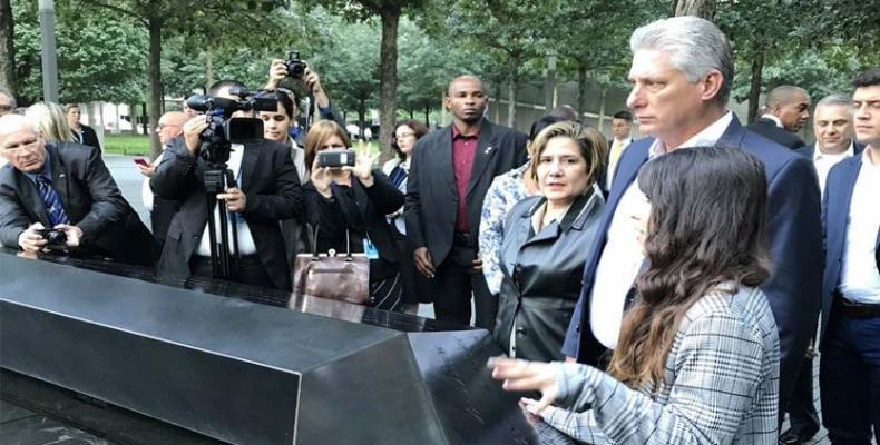 Cuban president visits 9/11 Memorial in New York. Photo: PL