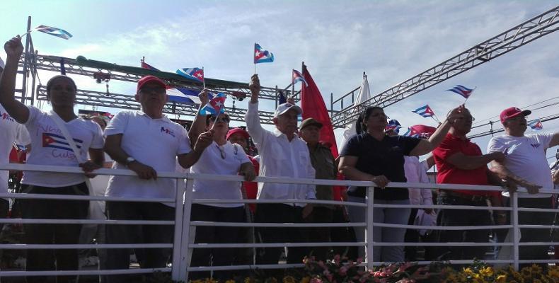 José Ramón Machado Ventura constató el respaldo del pueblo de Pinar del Río al proceso revolucionario cubano.Foto:Alina Cabrera Domínguez.RRebelde.