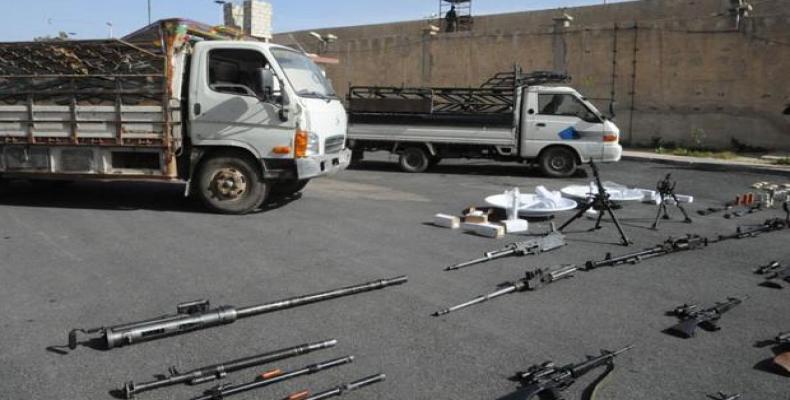 Des armes saisies aux terroristes le 8 mars dernier en Syrie. Photo des archives Hispantv