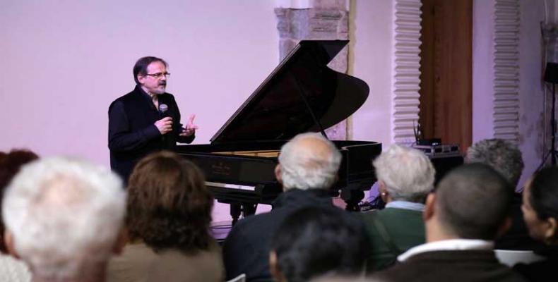 Pianista y musicólogo italiano Luca Chiantore.Foto:PL.