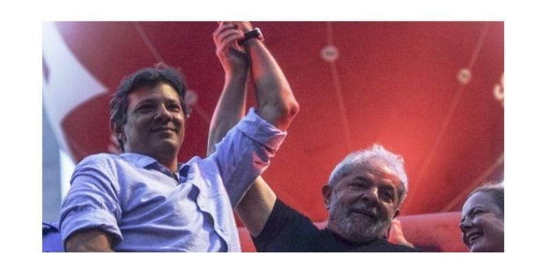 Lula junto a Fernando Haddad, hasta el momento su compañero de fórmula para las presidenciales. Foto/Cubadebate