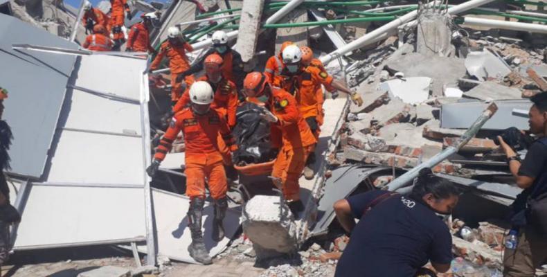 Indonesian earthquake and Tsunami death toll tops 1,200.  Photo: Reuters