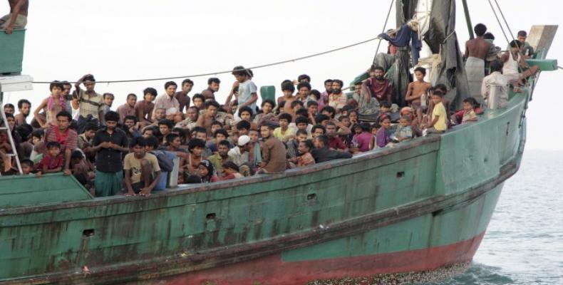 Rohingya refugees aboard boat in Gulf of Bengal.   (Photo: Google)