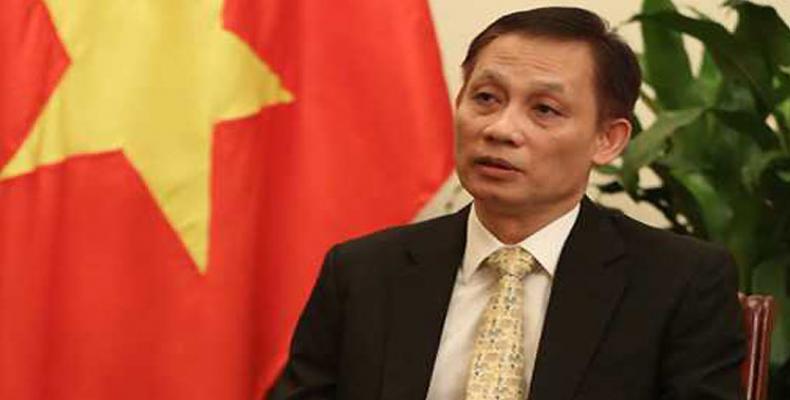 Le Hoai Trung, viceministro de asuntos exteriores de Vietnam, miembro nopermanente en el Consejo de Seguridad de la ONU.