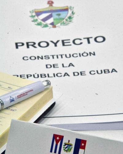 Comenzarán en Cuba más de 135 mil reuniones de consulta popular para proyecto constitucional. Foto: Archivo.