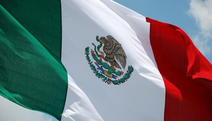 bandera de Mexico.Archivo