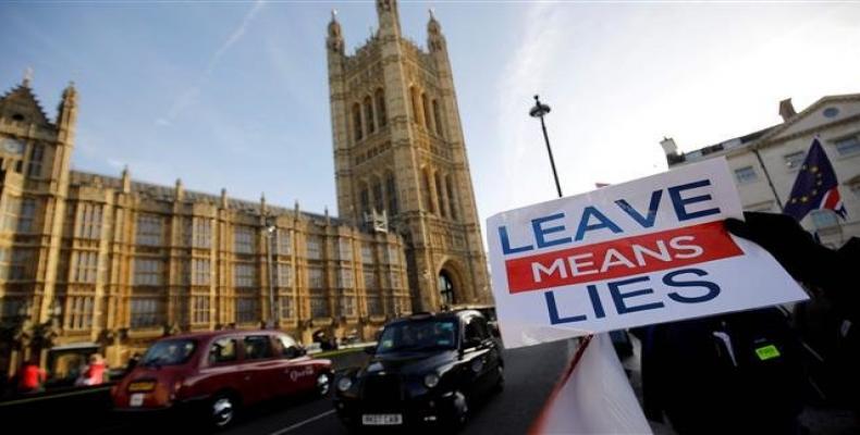 Protesters aim at Brexit deal, outside the Houses of Parliament in London.   Photo: Reuters