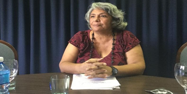 Funcionaria del gobierno habanero afirma que se quieren paladares exitosos, pero en la legalidad Funcionaria del gobierno habanero afirma que se quieren paladares exitosos, pero en la legalidad
