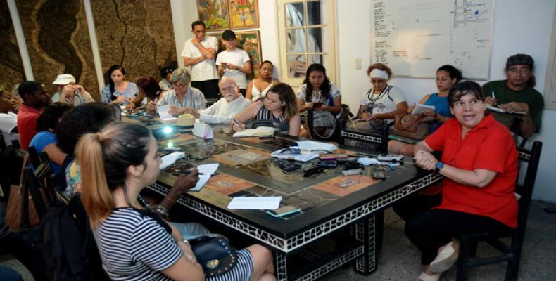 Conferencia de prensa sobre Bienal de La Habana