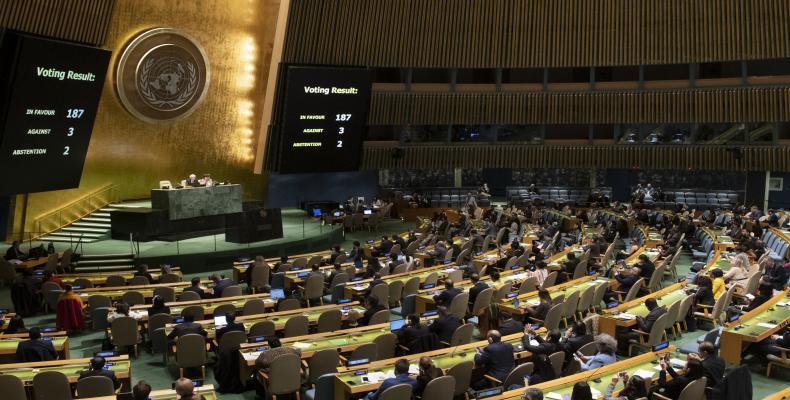 View of the United Nations General Assembly during the vote to end the economic, commercial and financial embargo imposed by the United States of America agains