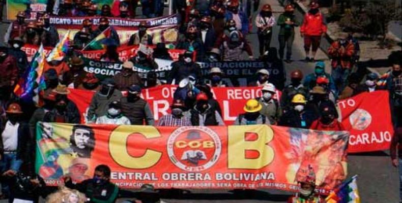 The Bolivian workers' union warns that the TSE is an accomplice of the de facto government in postponing the elections.
