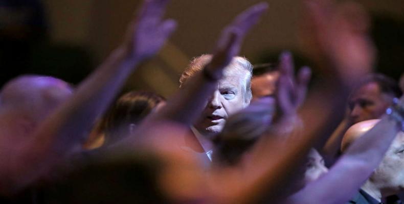 Donald Trump attends a worship service at the International Church of Las Vegas on October 30, 2016, in Las Vegas, Nevada.  (Photo: CHIP SOMODEVILLA / GETTY IMA