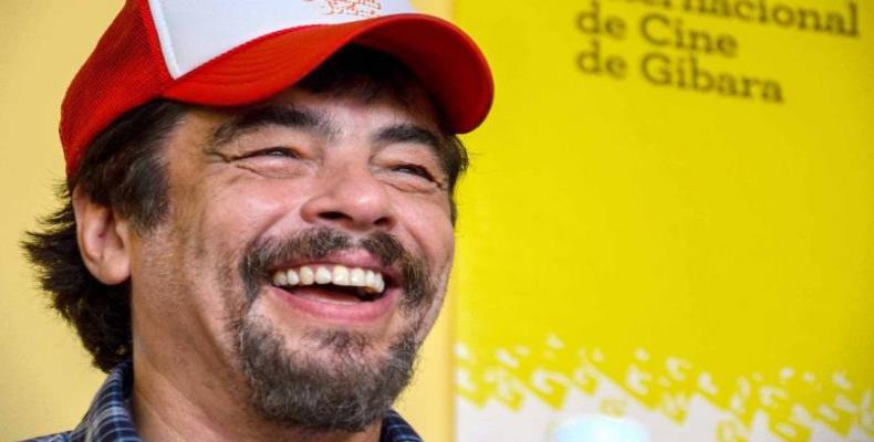 Benicio del Toro, invitado especial al Festival Internacional de Cine de Gibara. Foto/El Nuevo Día