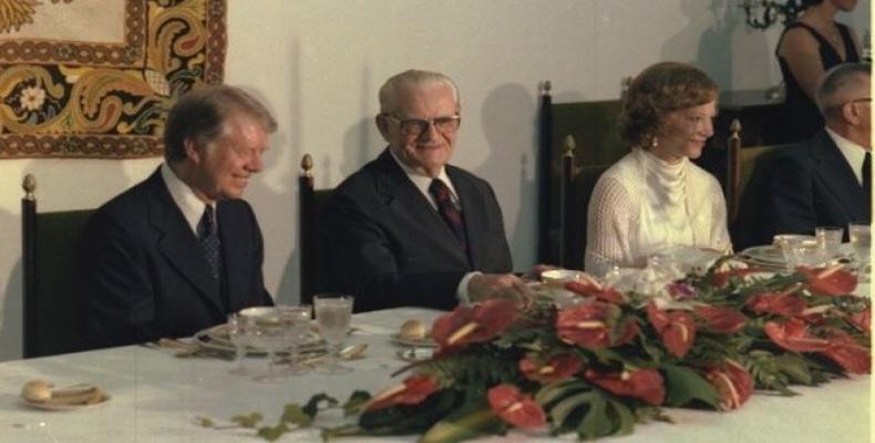 Ernesto Geisel, President of Brazil, hosts a State Dinner for Jimmy Carter and Rosalynn Carter. March 29, 1978   Photo: U.S. National Archives and Records Admin