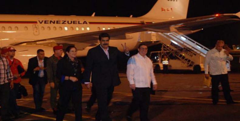 Maduro y su esposa Cilia a su llegada a La Habana, Foto Anabel Díaz, diario Granma