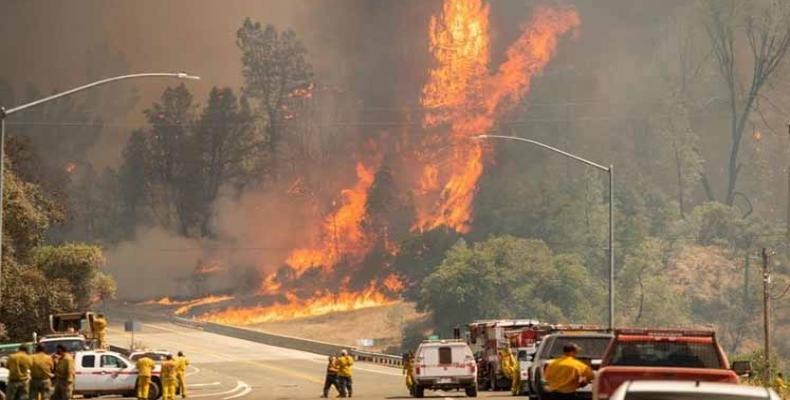EE.UU: Al menos 19 personas desaparecidas por incendio en California. Foto:PL.