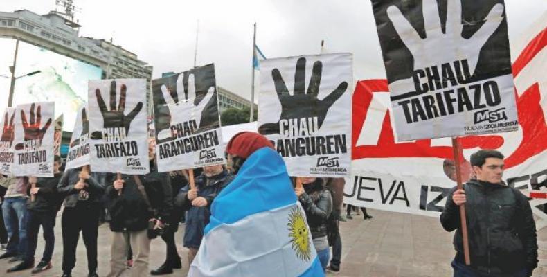 Marcha de argentinos contra tarifazos del gobierno.  Foto: Archivo