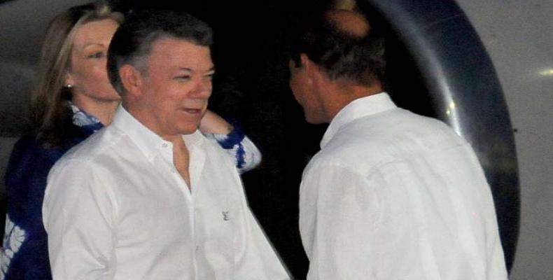 Santos es recibido por viceministro Sierra en La Habana