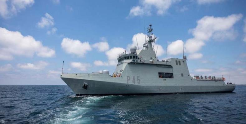 El buque militar Audaz, acompañará al Open Arms, con  migrantes a bordo hasta el puerto de Mallorca