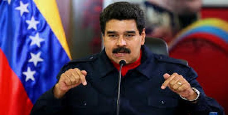 El presidente Maduro propuso adelantar las elecciones legislativas para el 22 de abril. Foto: Archivo