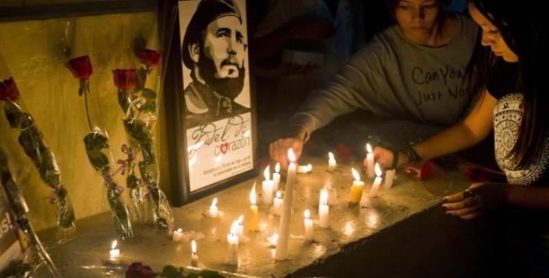 Vigilia por Fidel en México