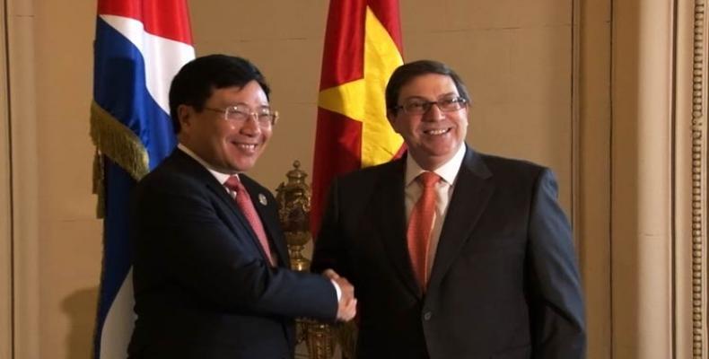 Rodríguez met Thursday with his Vietnamese counterpart Pham Binh Minh
