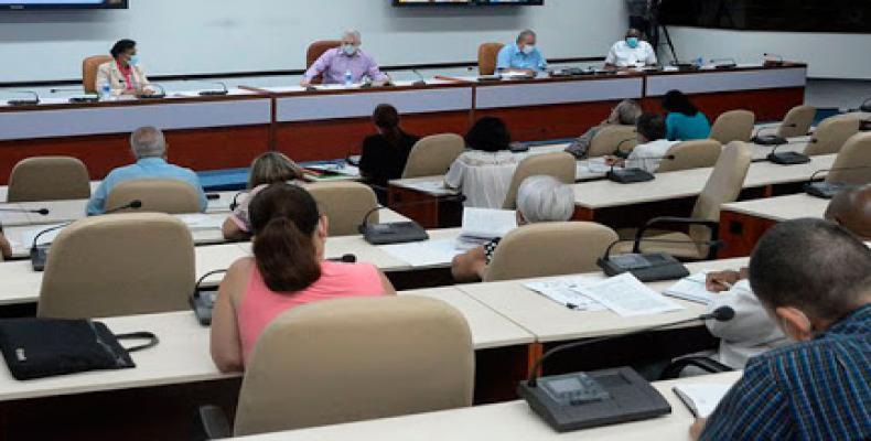 En la cita se conoció que el Cidem trabaja, además, en la producción de tizas para cubrir las necesidades de las escuelas. Foto: Vanguardia