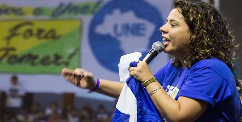 Marianna Dias, presidenta de la Unión Nacional de Estudiantes en Brasil. (CMHZ Radio Cubitas)