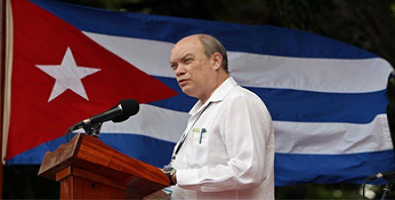 Rodrigo Malmirca, ministro cubano del Comercio Exterior y la Inversión Extranjera. (Foto:archivo)