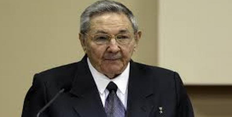 Raúl Castro akceptis delegitaron de la usona kongreso