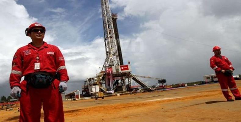 Guaidó piensa “licitar” pozos petroleros como “presidente interino” Foto: Tomada de El Estímulo.