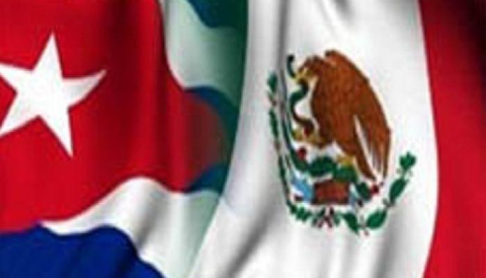 banderas de Cuba y Mexico.Archivo