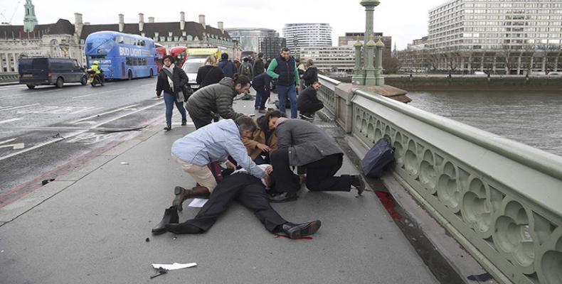 El pasado 22 de marzo un individuo arrolló a varios peatones al atravesar con un automóvil a gran velocidad el puente de Westminster./Reuters