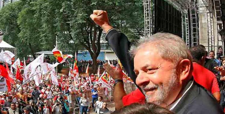 El índice de aprobación de Lula se sitúa en un 47 por ciento, el más elevado entre todos los candidatos presidenciales de Brasil.Foto:PL.
