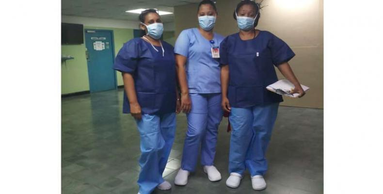 La licenciada Maryanis Porchette evidencia con su entrega y humanismo la labor de las enfermeras de Cuba. Foto: PL.