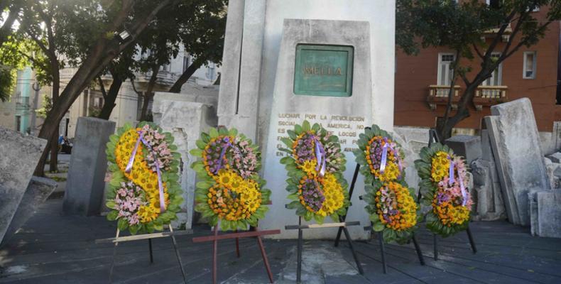 El memorial Mella guarda las cenizas del líder estudiantil desde 1976. Fotos: cadenagramonte.cu