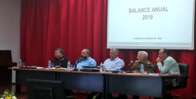 Miguel Díaz-Canel asiste a balance anual del Ministerio de Energía y Minas. Foto: @PresidenciaCuba.