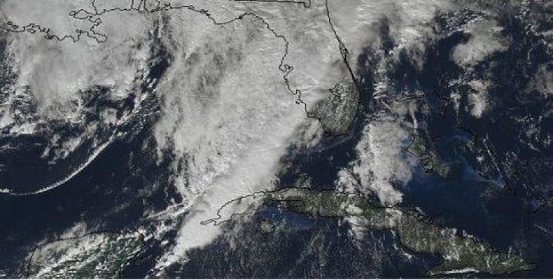 Anuncian fuertes marejadas en litoral norte occidental cubano. Foto: Granma.