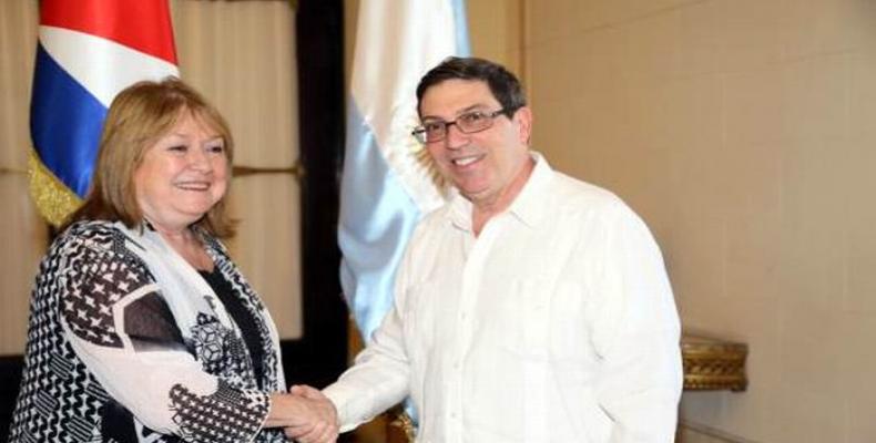 Cuban Foreign Minister Bruno Rodríguez Parrilla and his Argentine counterpart Susana Malcorra