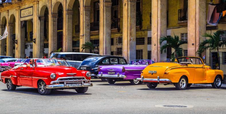 En Cuba se consideran antiguos los vehículos de fabricación anteriores a 1960. Foto: Internet