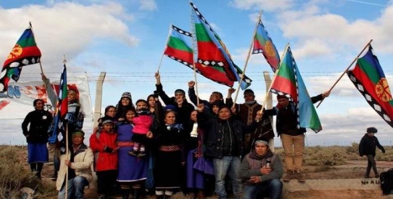 Mapuche people of Neuquen are part of the 60 organizations that oppose the U.S. base.   Photo: @pcayuqueo