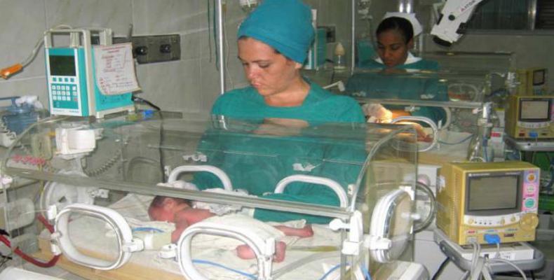 El banco de leche humana Gotita de Vida, uno de los pioneros en Cuba, incidió en el aumento de la supervivencia de los recién nacidos. Foto: Archivo