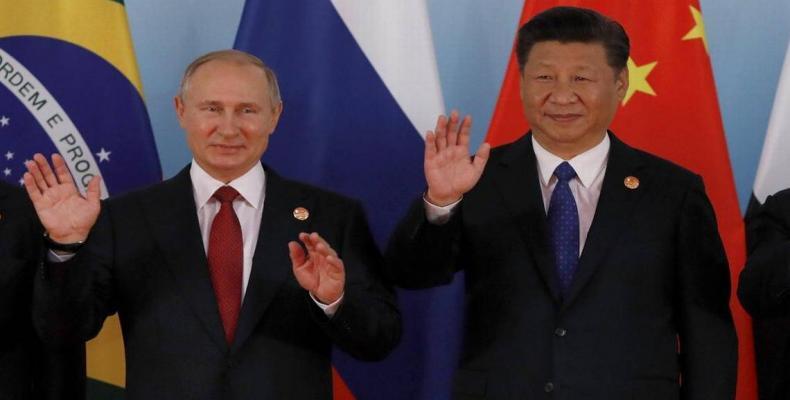 Vladimir Putin y Xi Jinping en Cumbre del Brics