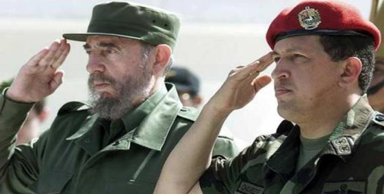 Académicos de Cuba y Venezuela destacaron en Caracas el legado de Fidel Castro y Hugo Chávez.Foto:Internet.