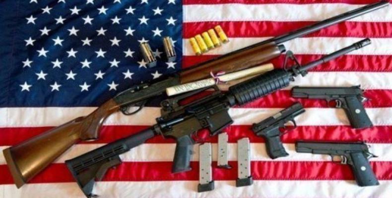 Estado norte-americano de Oregon adota restrições à venda de armas.