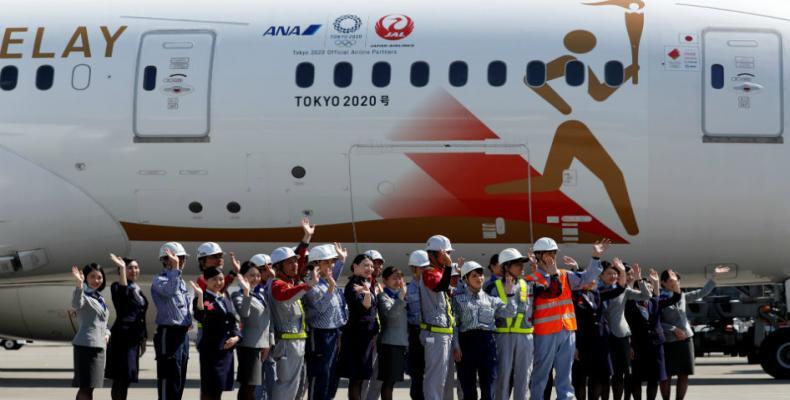 Avión que trasladará antorcha olímpica. Foto: Reuters