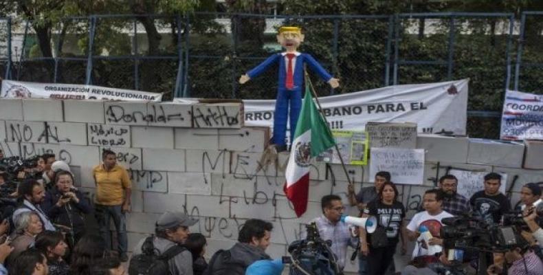 Anterior protesta contra Trump en México