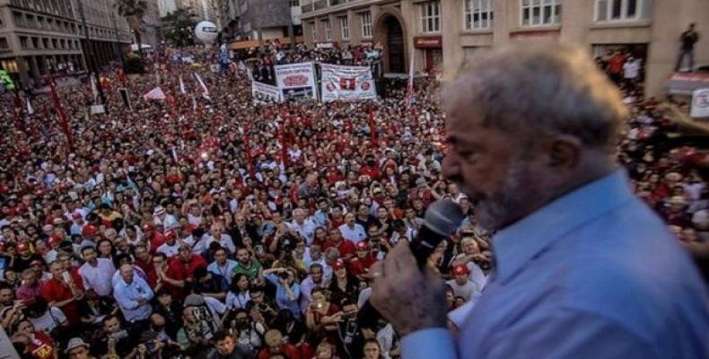 La defensa de Lula busca que el exmandatario continúe enfrentando el proceso judicial en libertad.Foto:Instituto Lula.