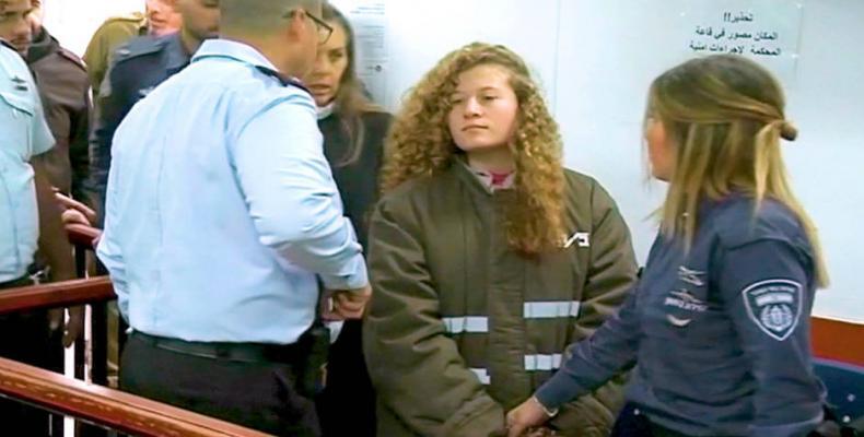 Según el Gobierno israelí, la adolescente cometió un delito penal por lo que se le presentaron cargos de agresión y provocación.
